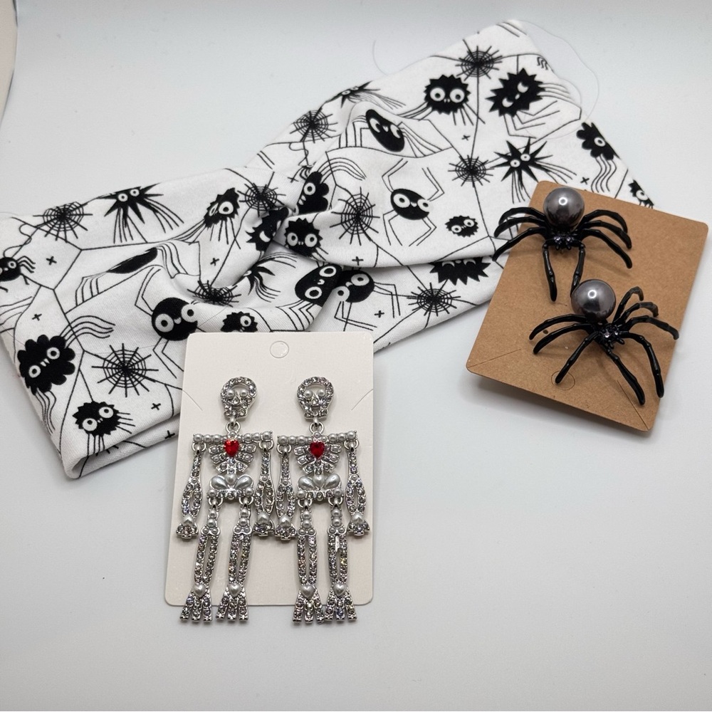 Halloween set - Spider and Skeleton Earrings and “So Softy” Headband - Picture 1 of 4